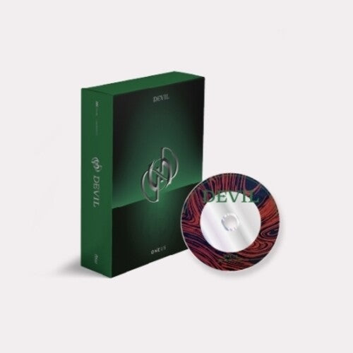Oneus: Devil (Green Version) (incl. 142pg Photobook, 16pg Lyrics Book, Hidden Card, Big Photocard + Photocard) - CD
