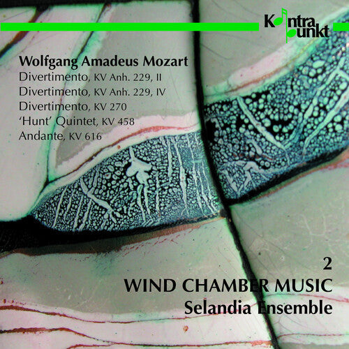 Selandia Ensemble: Divertimentos / " Hunt " Quintet - Record