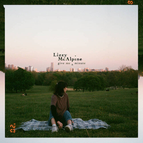 Lizzy McAlpine- Give Me a Minute - Pink (Colored Vinyl, Pink) { VINYL LP }