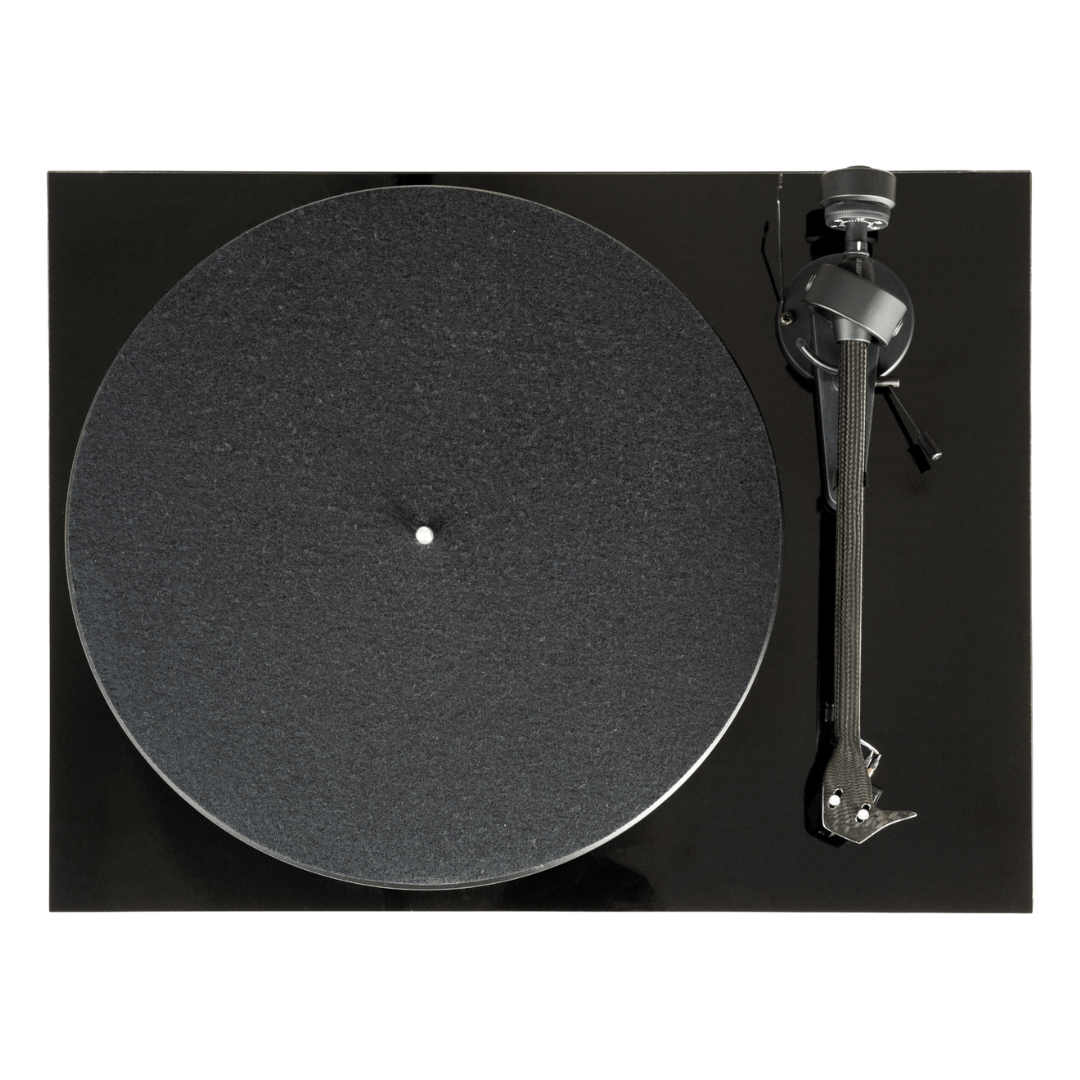 Pro-Ject Debut Carbon Classic Turntable with Ortofon 2M Red Cartridge
