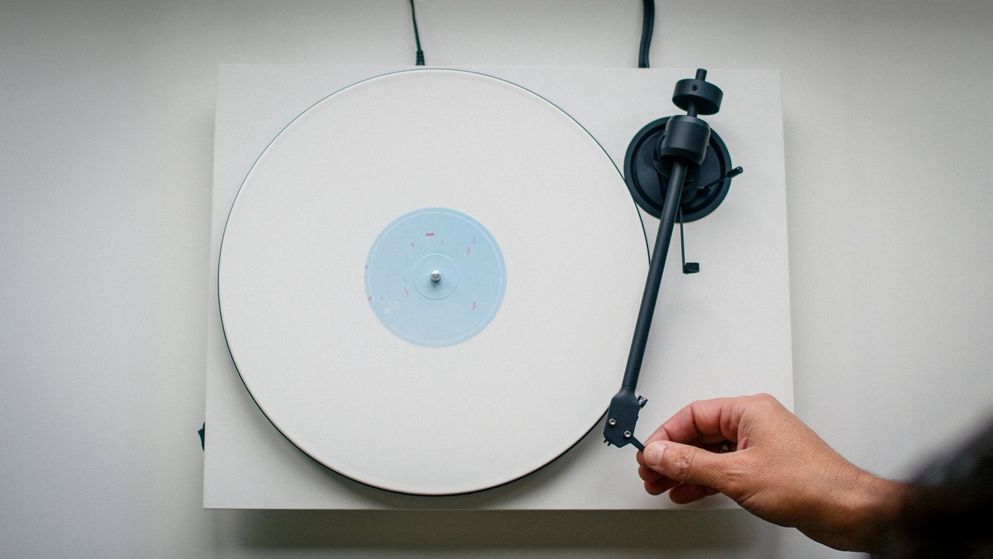 Pro-Ject E1 BT Turntable with Pick It MM E Cartridge